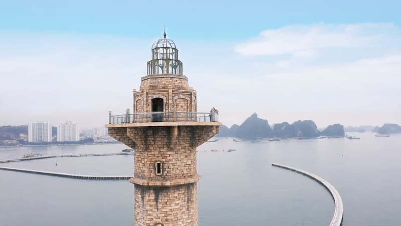 Sân khấu ngọn hải đăng độc đáo tại Sun Elite City Hạ Long